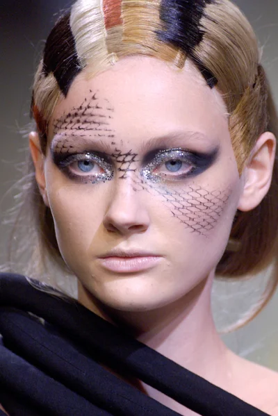 Look 33